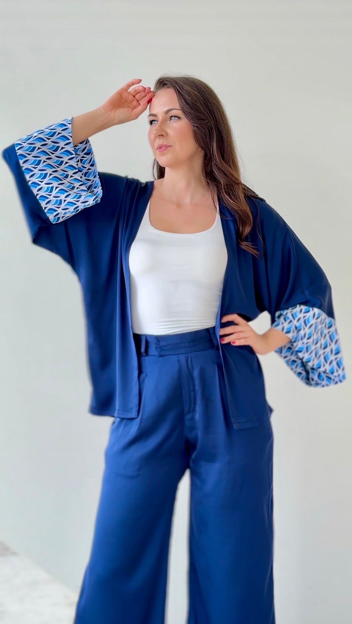 KIMONO NAVY BLUE GREEK SLEEVES