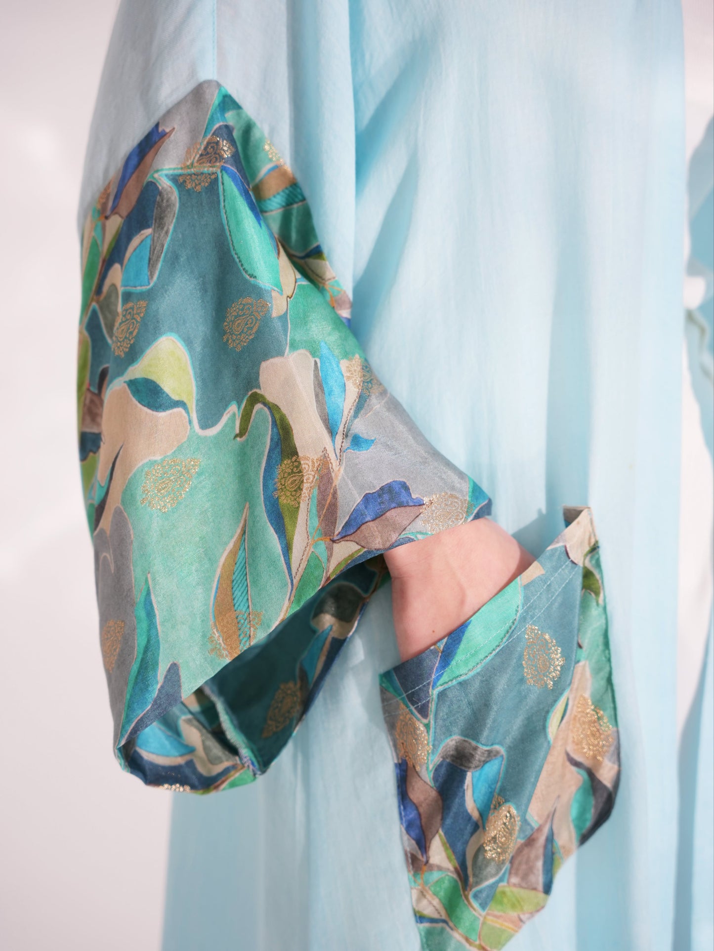 KIMONO PASTEL BLUE SHADES OF BLUE